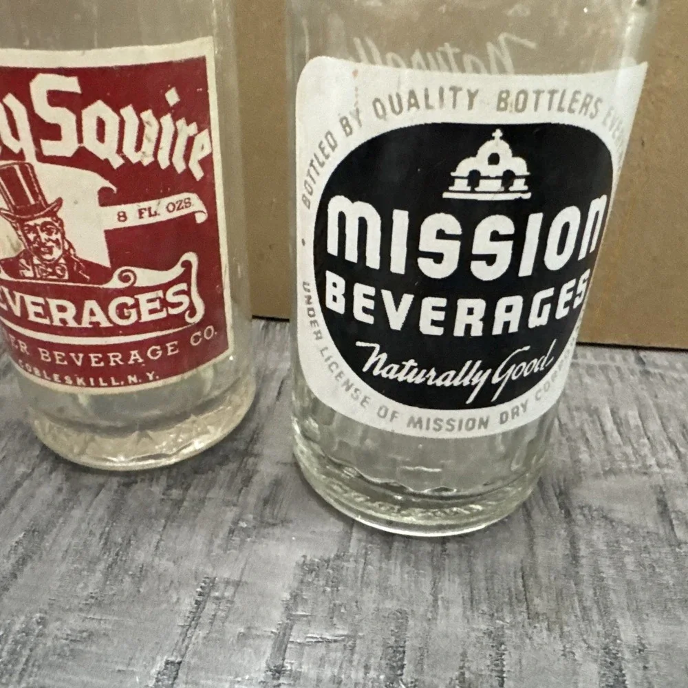 Vintage County Squire Soda Bottle Cobleskill NY & Mission Beverages‎ Lot